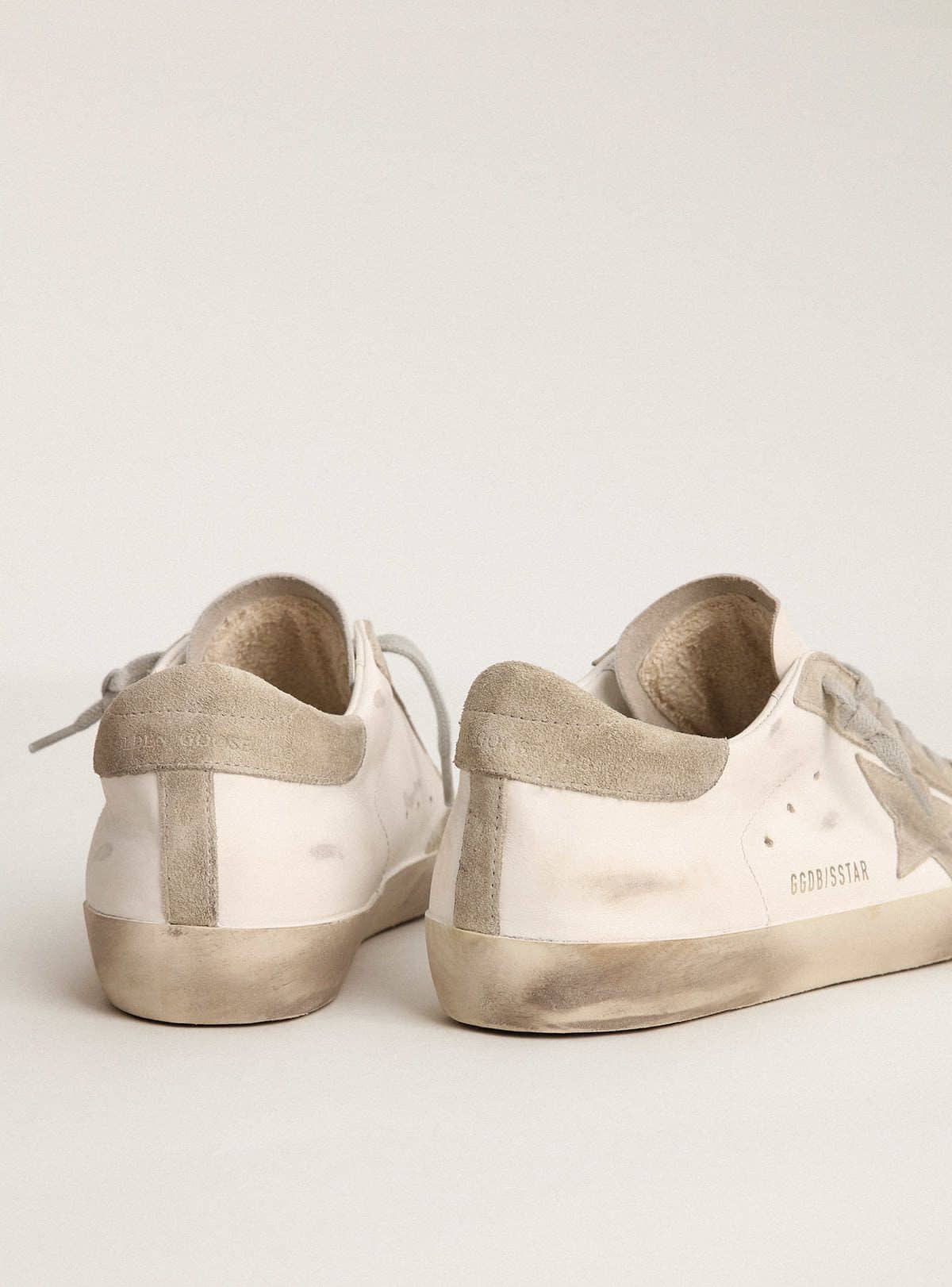 Super-Star pour homme avec étoile et contrefort en daim gris