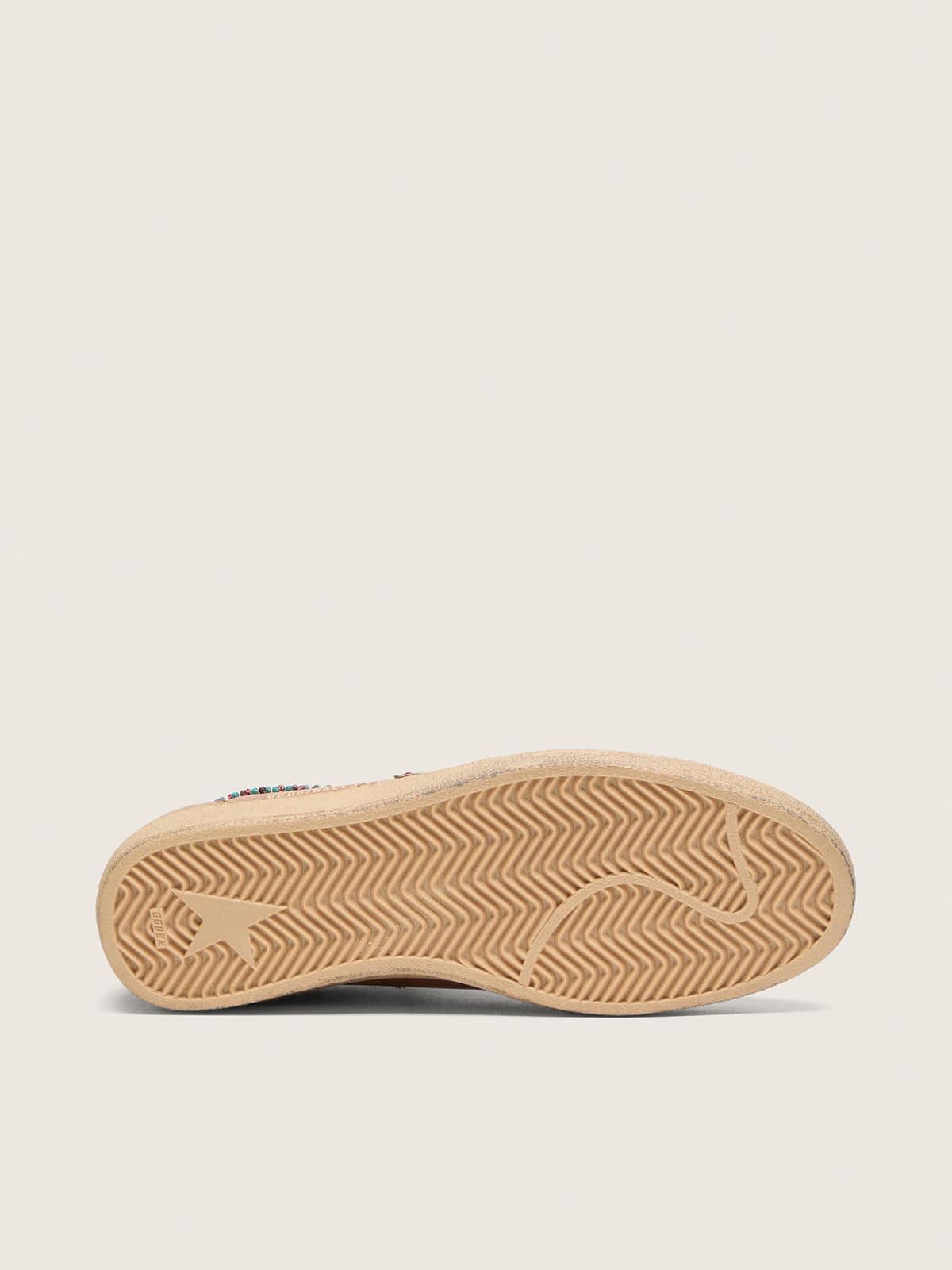 Ball Star homme en cuir marron avec étoile en cuir velours beige et perles appliquées