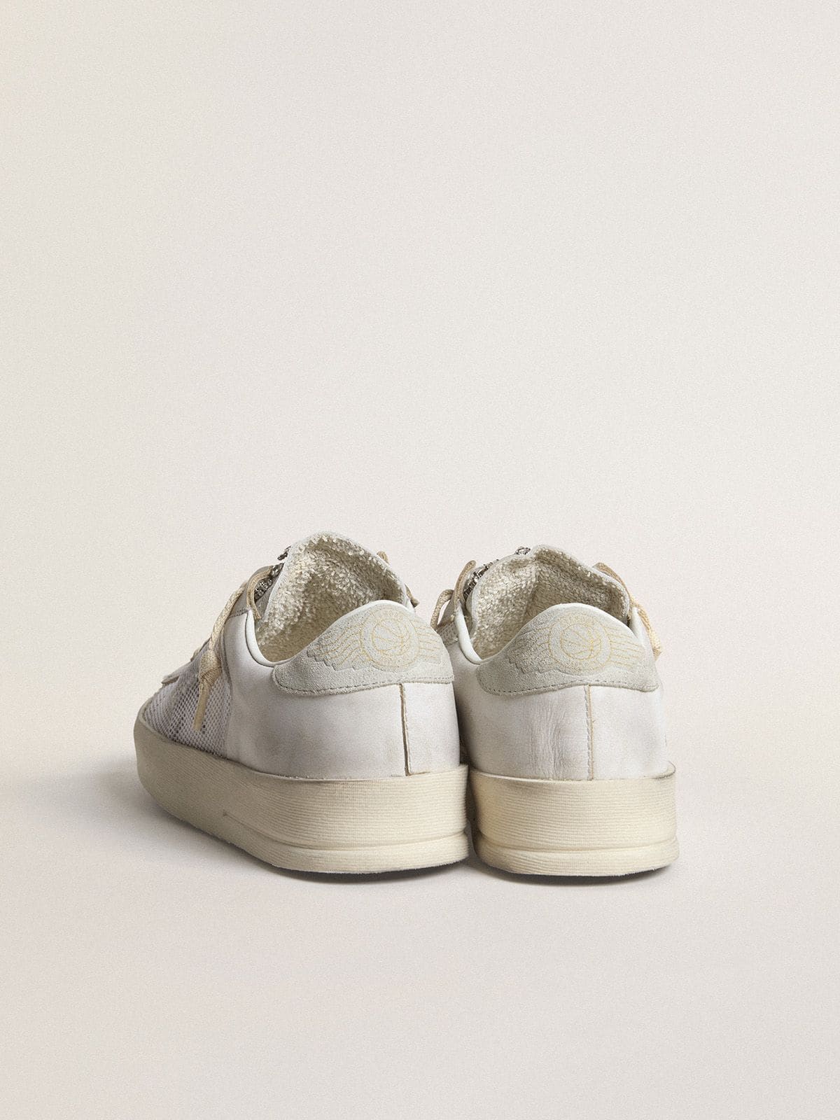 Stardan LTD en cuir blanc avec étoile et contrefort en daim gris froid
