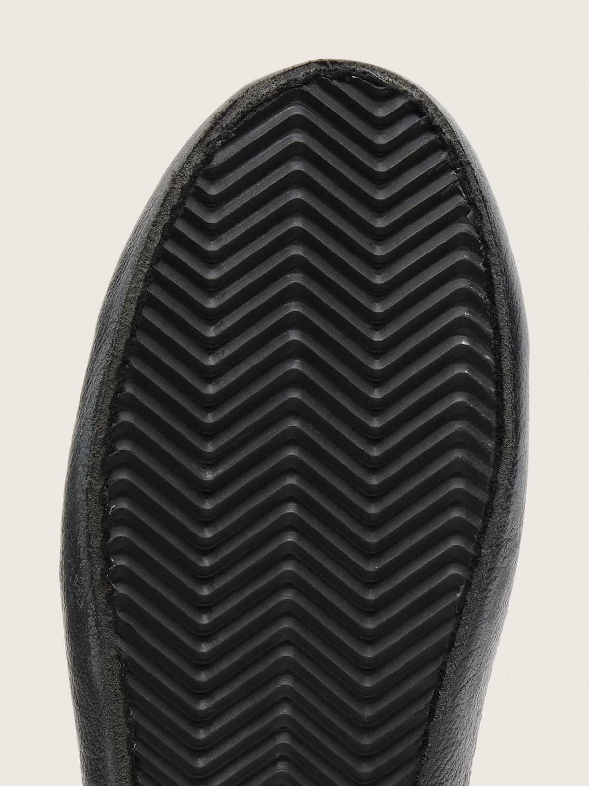 Super-Star LTD pour femme en daim noir perforé avec étoile noire et cristaux