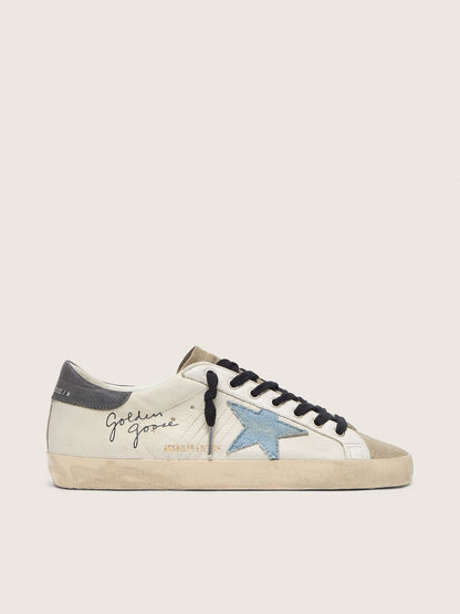 Super-Star en cuir nappa avec étoile en daim bleu ciel et contrefort en cuir gris
