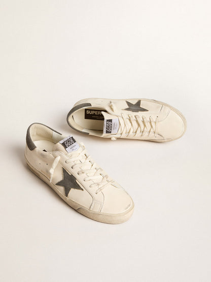 Super-Star en cuir nappa avec étoile et contrefort en daim gris