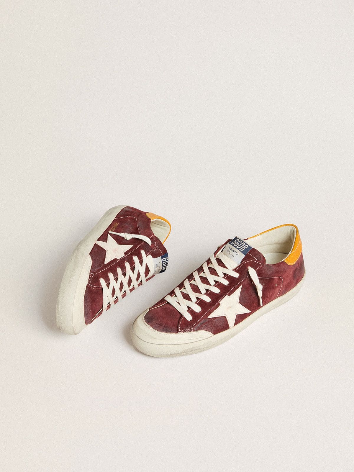 Super-Star pour homme en cuir velours couleur brique avec étoile en cuir blanc et contrefort effet animalier