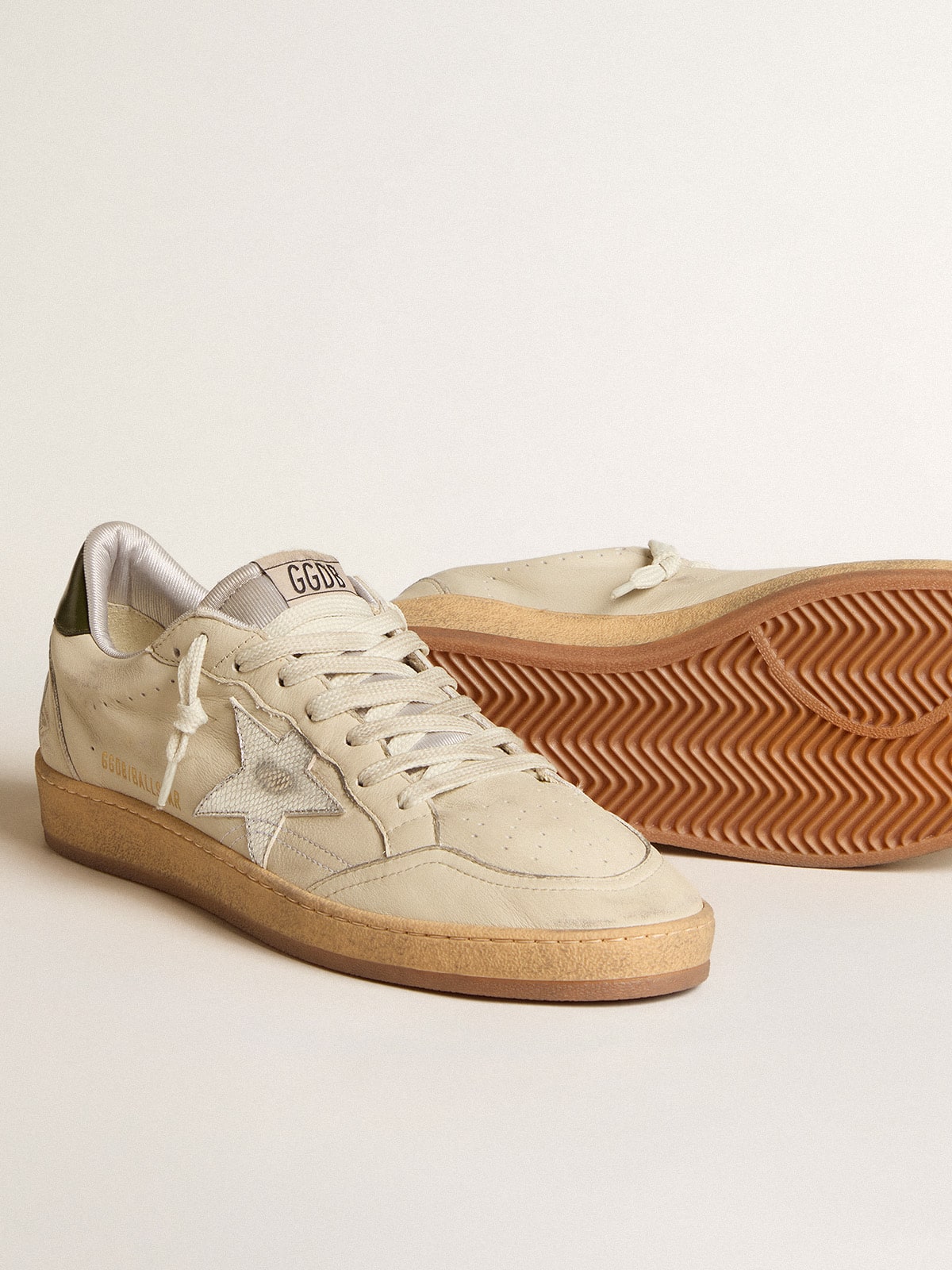 Ball Star avec étoile en cuir argenté et contrefort en cuir vert