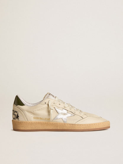 Ball Star avec étoile en cuir argenté et contrefort en cuir vert