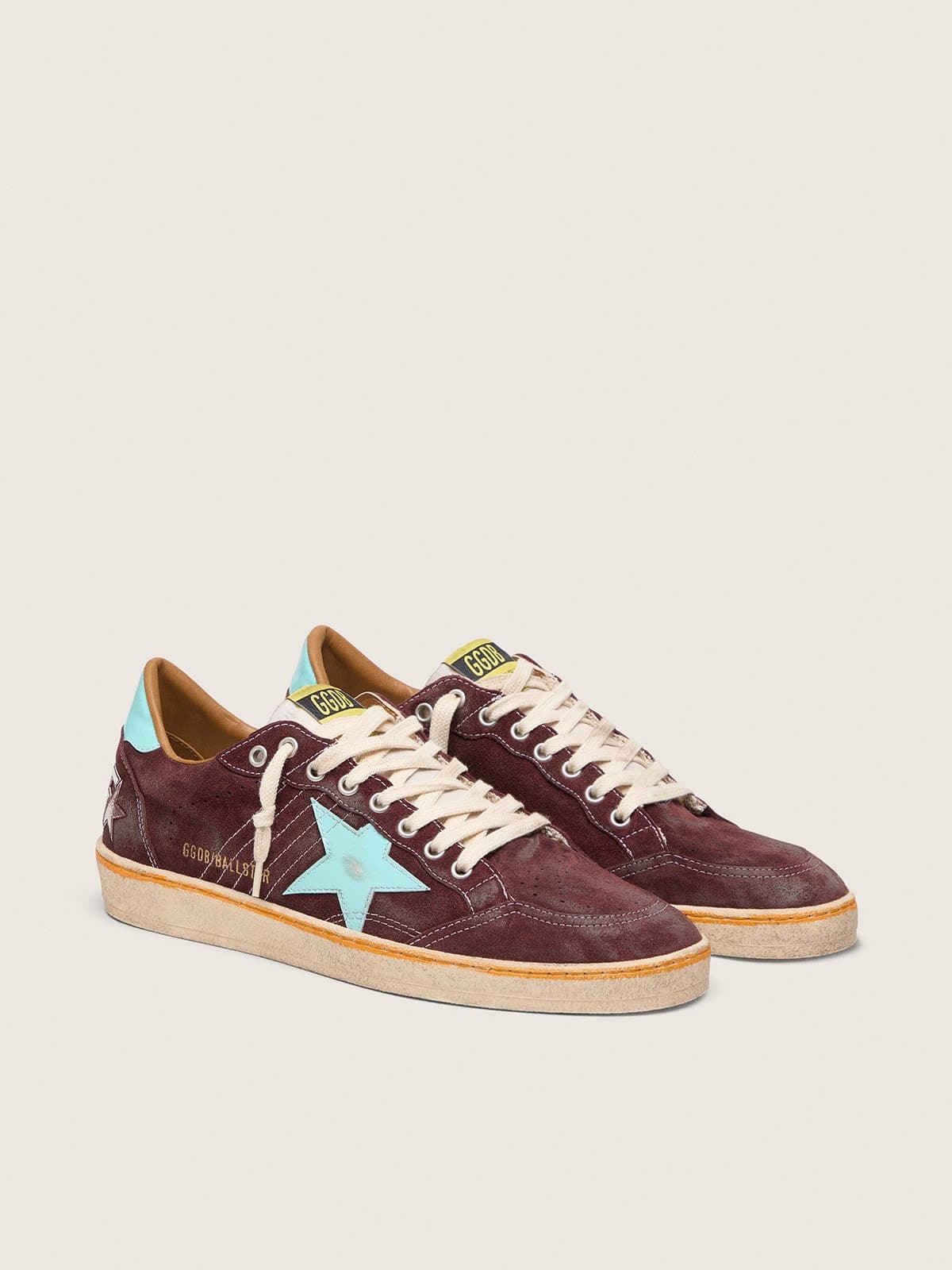 Ball Star pour homme en cuir velours rouge foncé avec étoile et contrefort bleu ciel