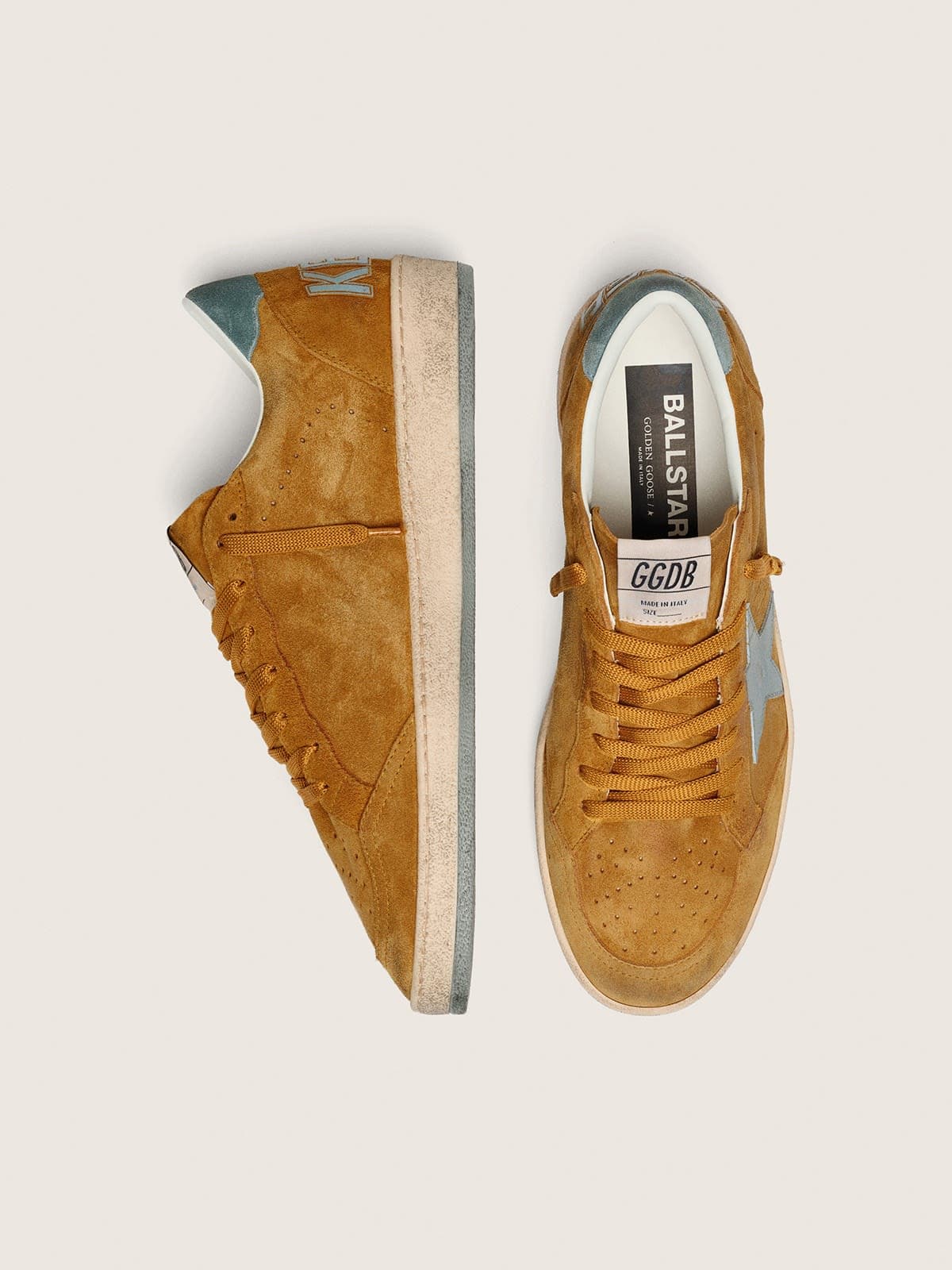Ball Star pour homme en cuir velours ocre avec étoile en cuir et contrefort en cuir velours bleu ciel