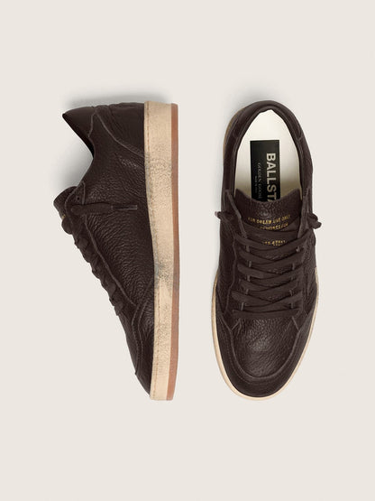 Ball Star pour homme en cuir marron foncé avec étoile en cuir ton sur ton