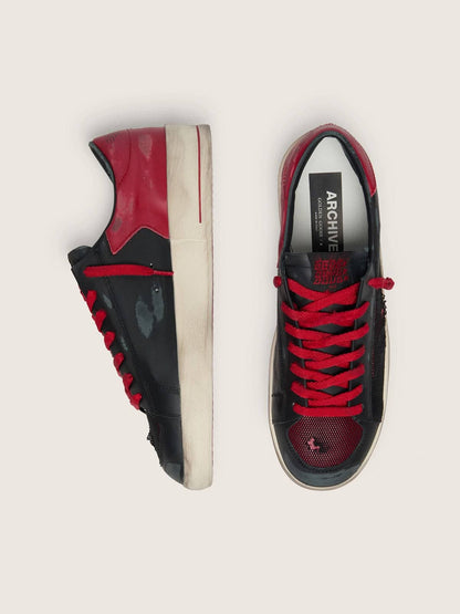 Stardan homme en cuir noir avec étoile en cuir rouge et empiècements en résille noire et cuir rouge