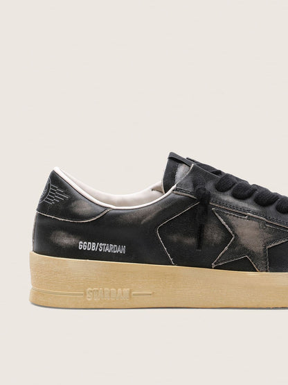 Stardan pour homme en cuir noir avec étoile et contrefort en cuir noir