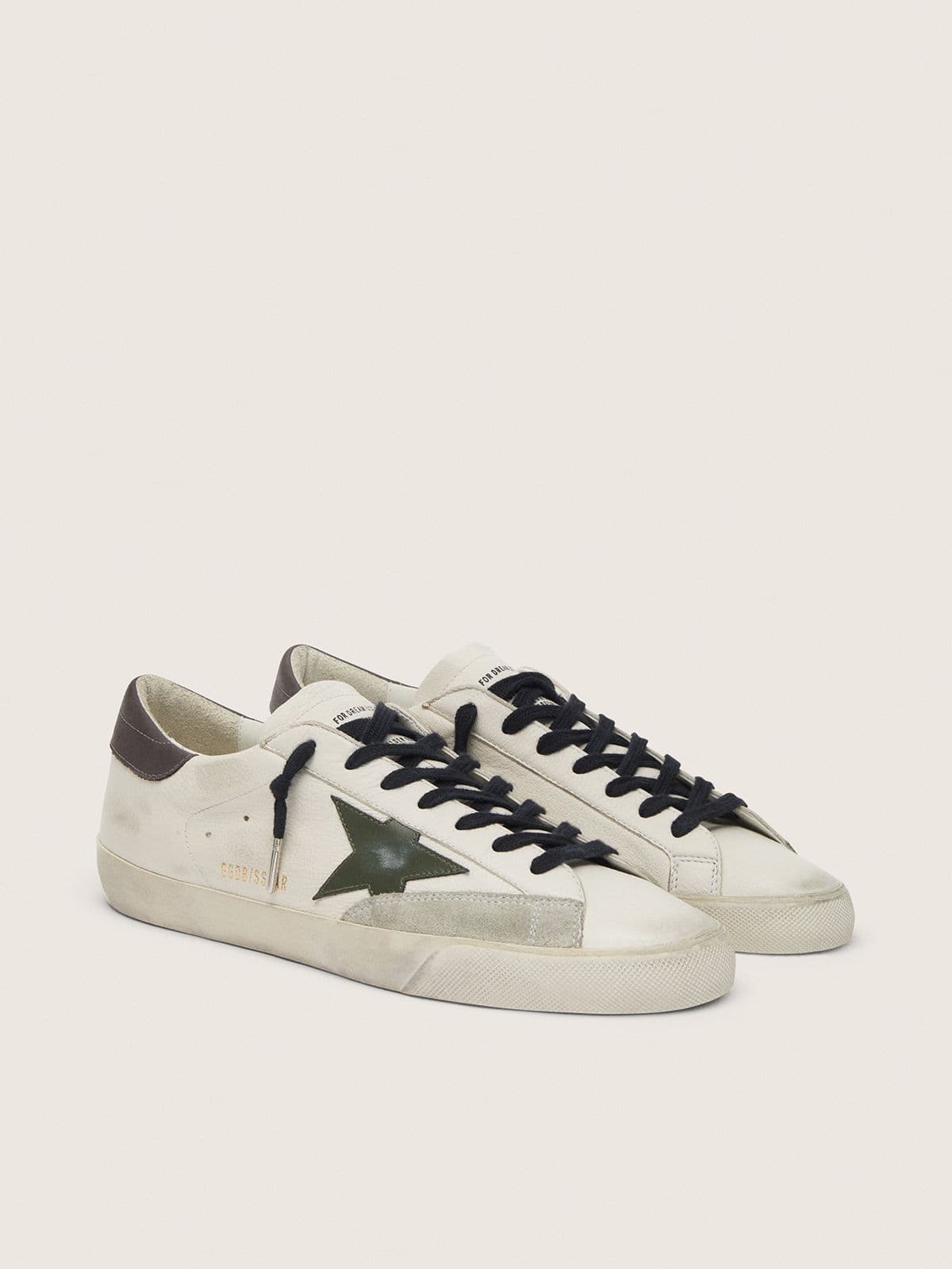 Super-Star en cuir nappa avec étoile en cuir vert et contrefort en cuir gris