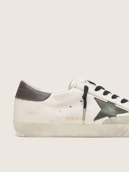 Super-Star en cuir nappa avec étoile en cuir vert et contrefort en cuir gris