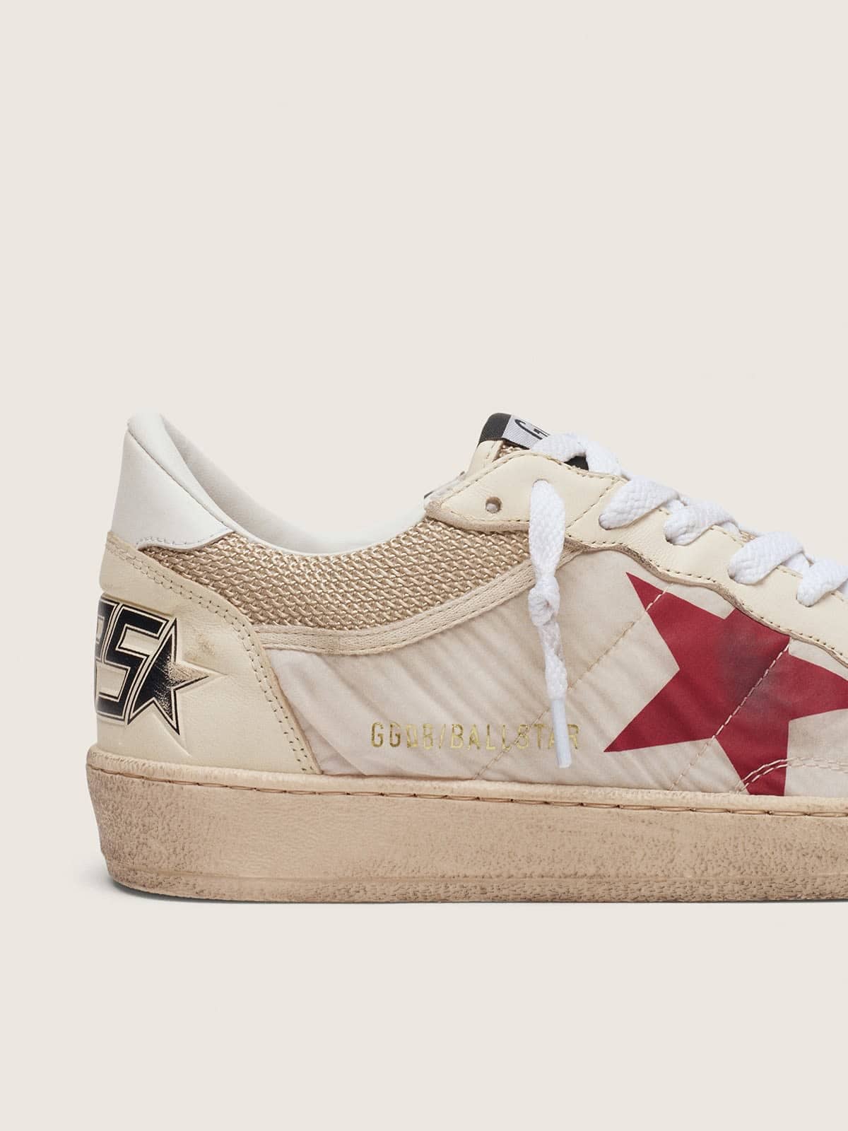 Ball Star en nylon et résille blanche avec étoile en nylon rouge et contrefort en cuir blanc