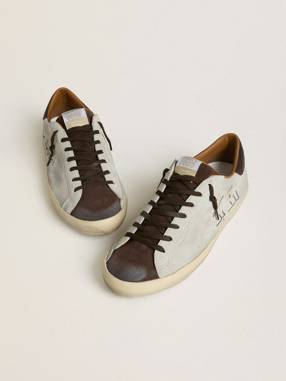 Super-Star LTD pour homme en cuir velours gris avec étoile ajourée et languette en cuir velours ébène