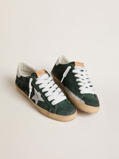 Super-Star pour homme en cuir velours vert avec étoile en cuir lamé argenté et contrefort en cuir
