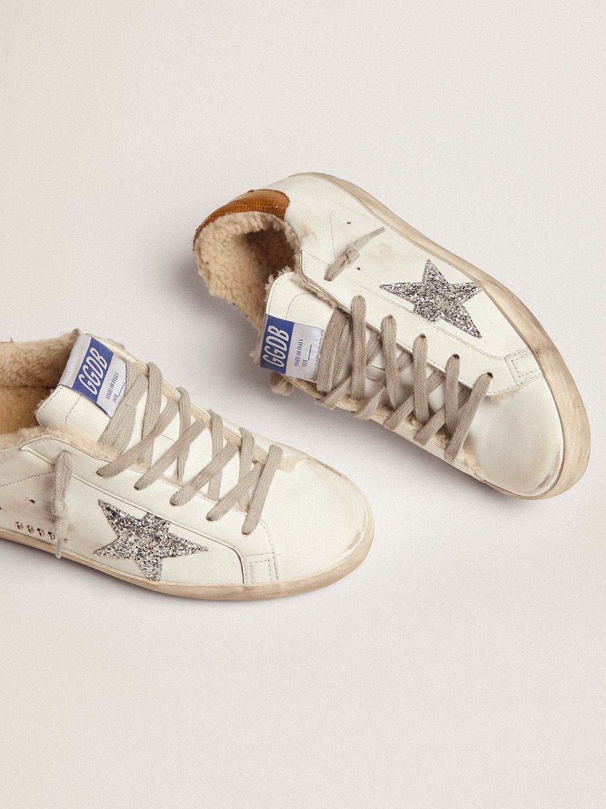 Super-Star pour femme avec doublure en shearling et étoile à paillettes argentées