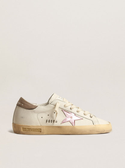 Super-Star pour femme en cuir nappa blanc avec étoile en cuir métallisé rose