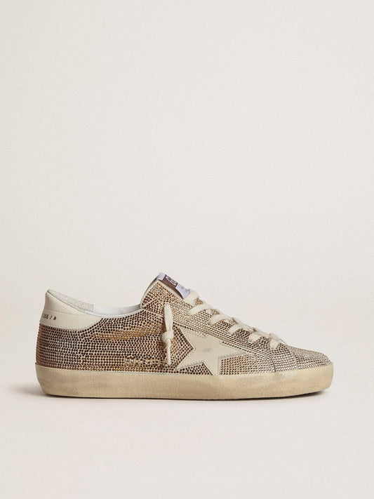 Super-Star en daim beige et cristaux multicolores avec étoile et contrefort en cuir crème