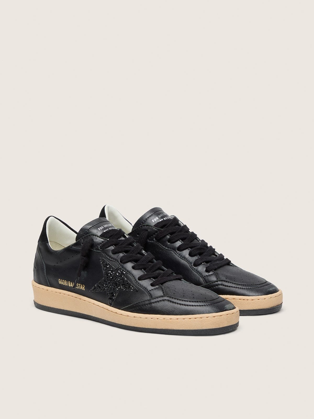 Ball Star pour femme en cuir nappa noir avec étoile à paillettes noires et contrefort en daim