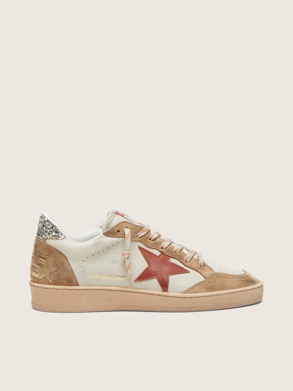 Ball Star femme en cuir crème avec étoile en cuir brique et empiècements en cuir velours