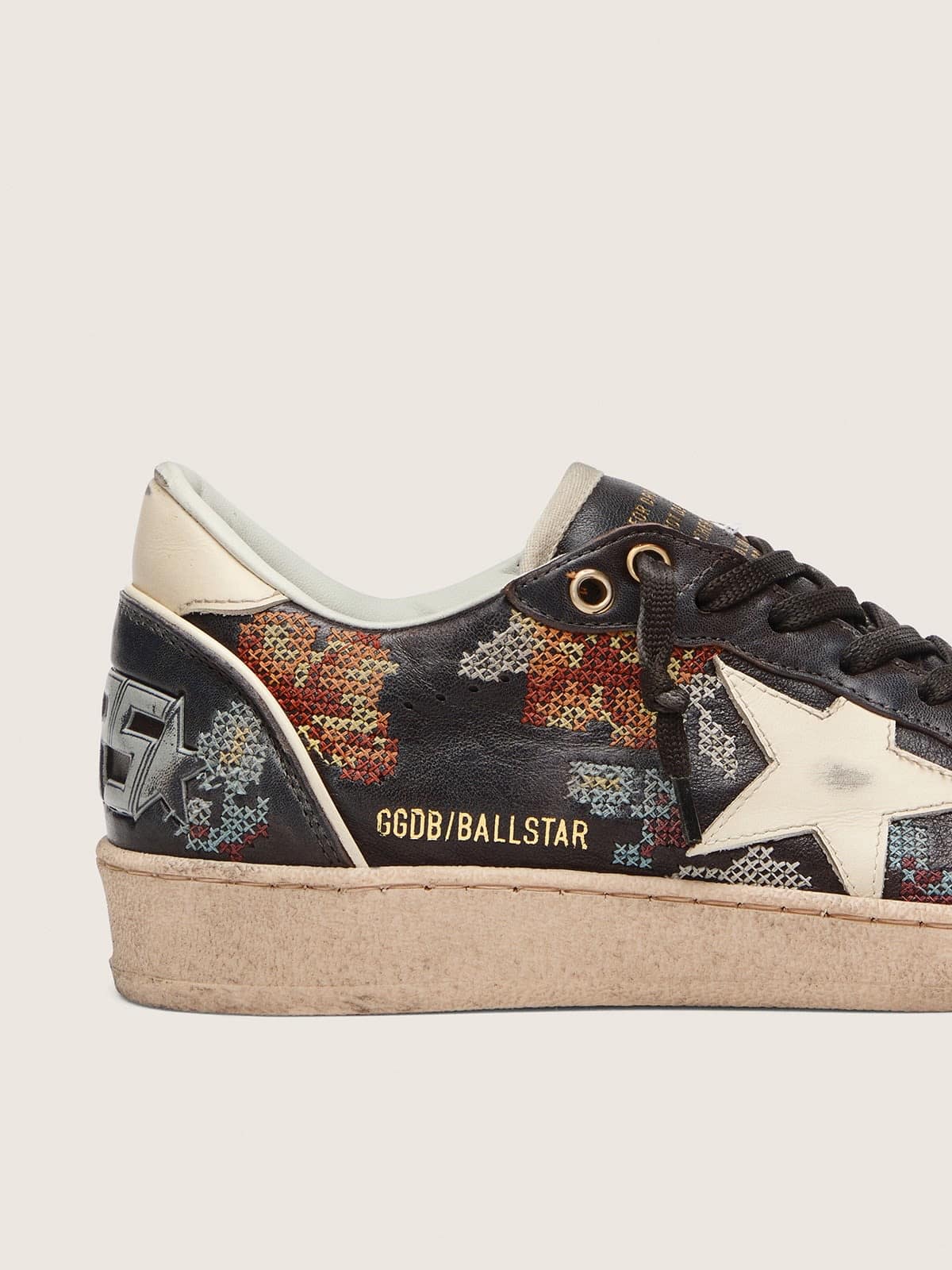 Ball Star LTD femme en cuir nappa ébène avec étoile blanche et broderies multicolores