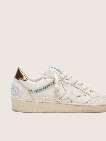 Ball Star femme en cuir crème avec étoile ton sur ton et perles appliquées
