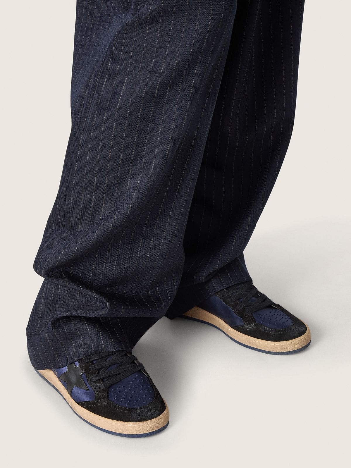 Ball Star LTD femme en cuir velours bleu foncé et noir avec étoile noire