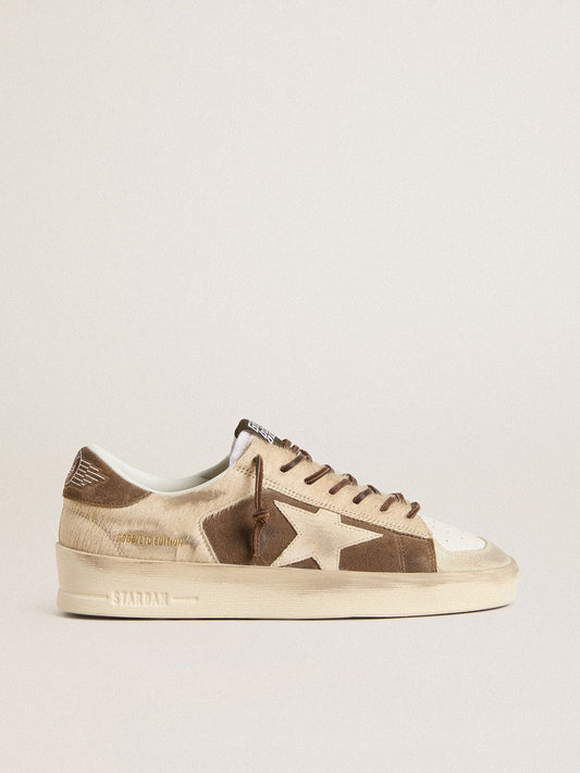 Stardan pour femme en cuir velours vert militaire et cuir façon poulain beige avec étoile en cuir velours beige