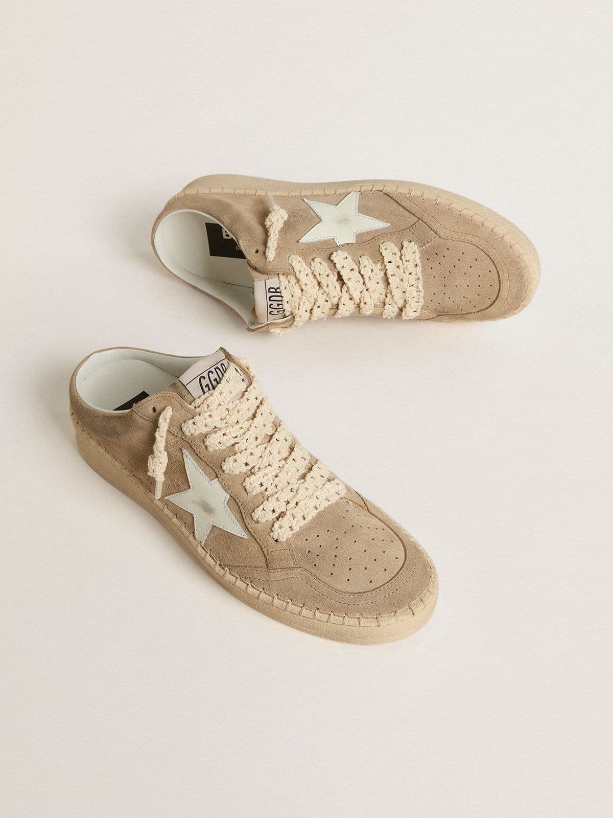 Mules Ball Star pour femme en daim beige avec étoile en cuir blanc