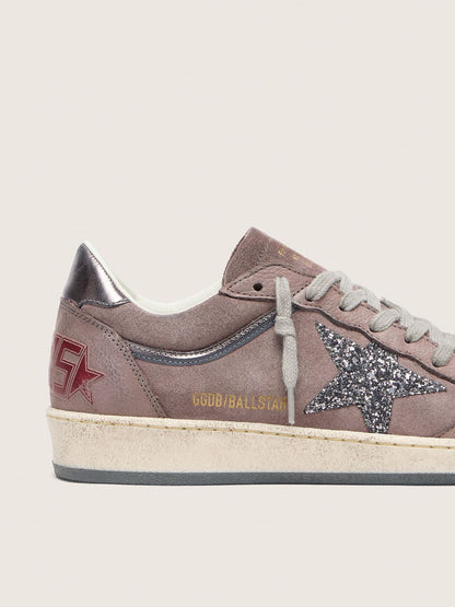 Ball Star pour femme en cuir velours lavande avec étoile à paillettes argentées et contrefort en cuir lamé