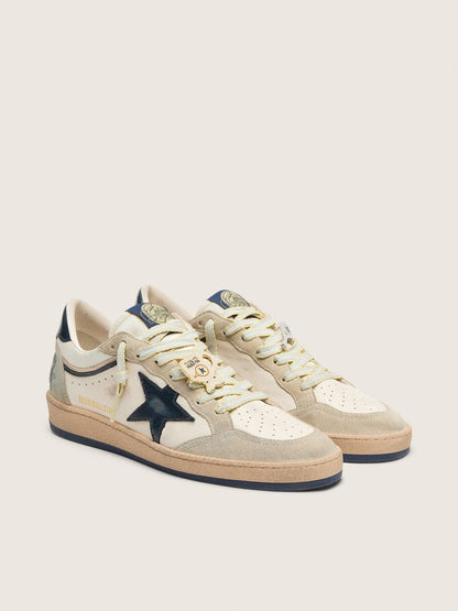 Ball Star LTD femme en cuir blanc et cuir velours gris avec étoile bleue et Skins appliquée