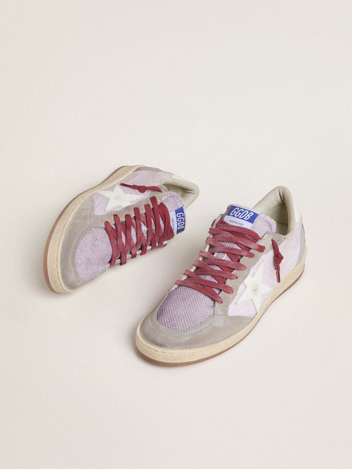 Ball Star pour femme LTD en nylon lilas avec étoile en cuir blanc et empiècements en cuir velours