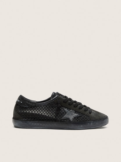 Super-Star LTD pour femme en daim noir perforé avec étoile noire et cristaux